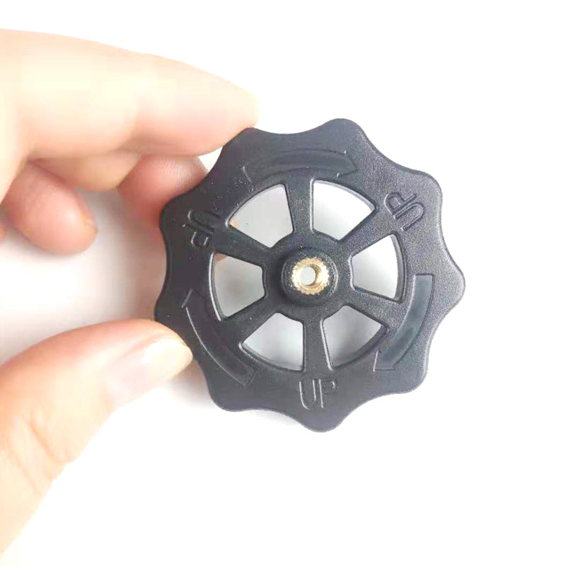 D12 - 230/300/400/500 M4 leveling nut, handwheel